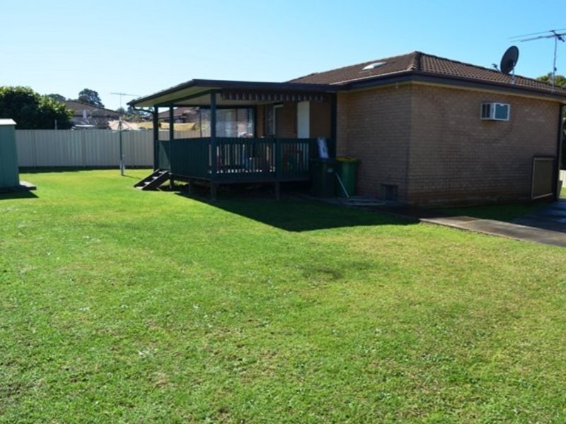 6 Collins Close, Edensor Park NSW 2176