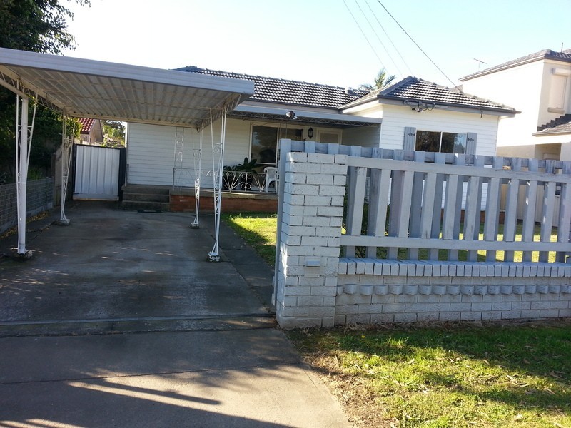 Canley Heights NSW 2166