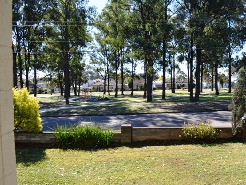 16  Chamberlain Drive, Smithfield NSW 2164