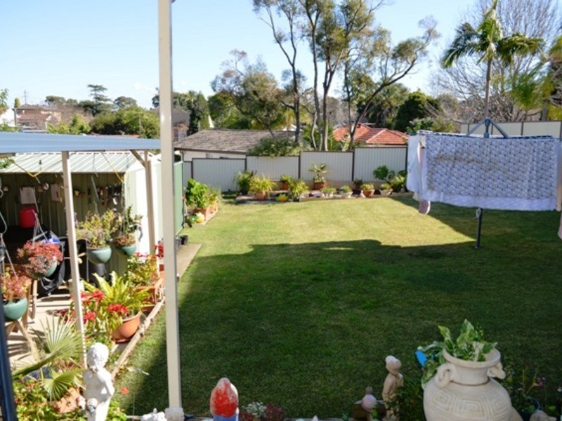 12 Market Street, Smithfield NSW 2164