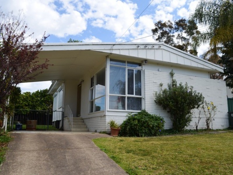 12 Nundle Street, Smithfield NSW 2164