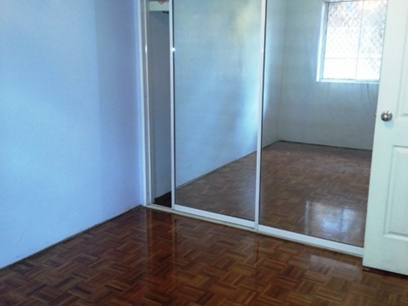 2/60 Speed Street, Liverpool NSW 2170