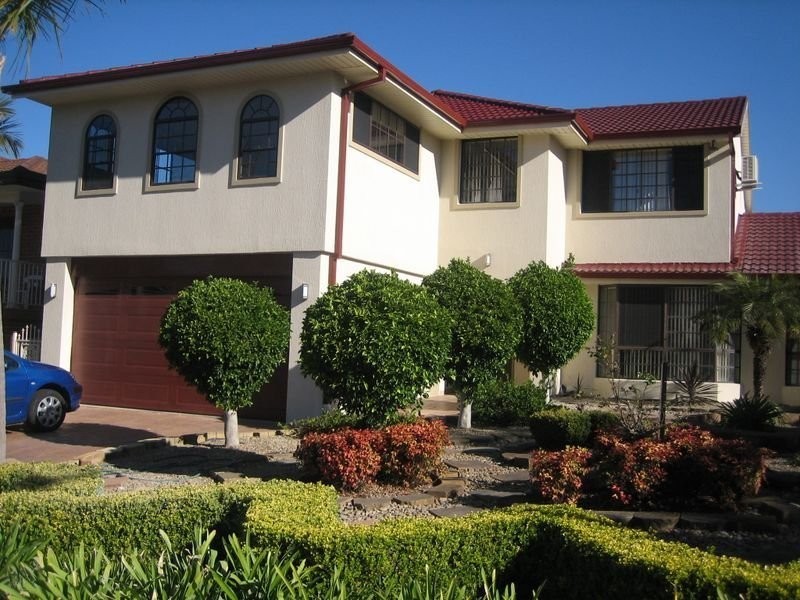 Bossley Park NSW 2176