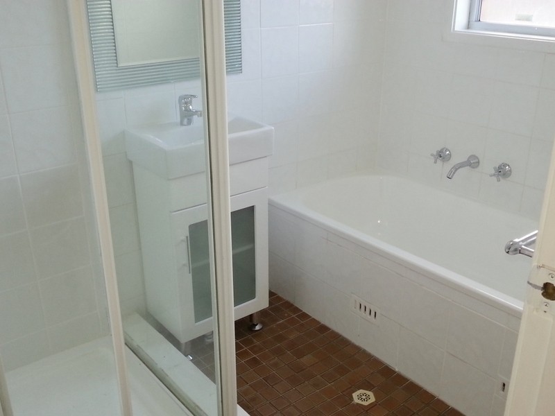 Greenfield Park NSW 2176