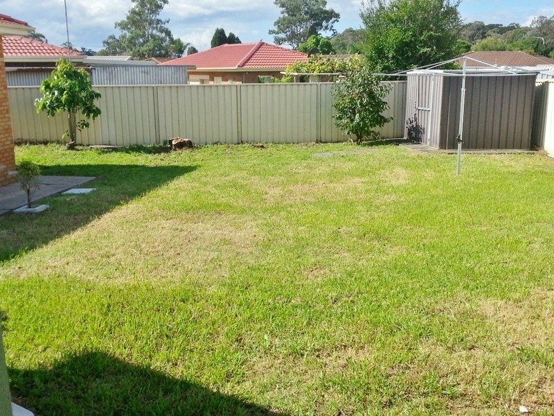 Greenfield Park NSW 2176