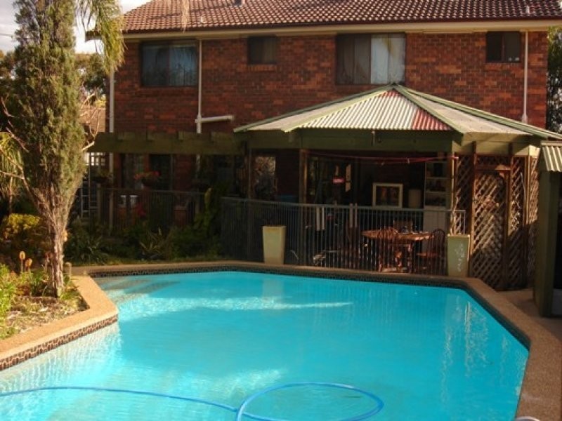 3 Beavors Road, Prairiewood NSW 2176