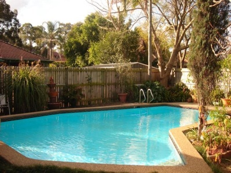 3 Beavors Road, Prairiewood NSW 2176