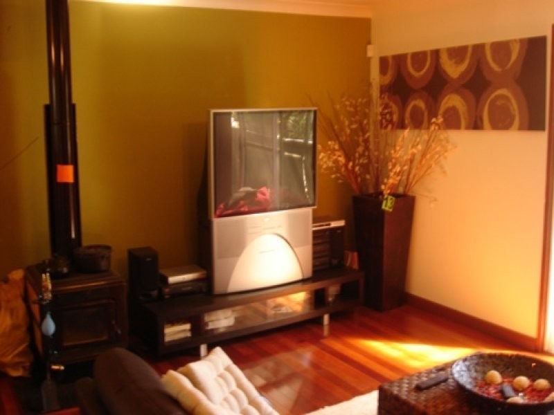 9 Tallowood Crescent, Bossley Park NSW 2176