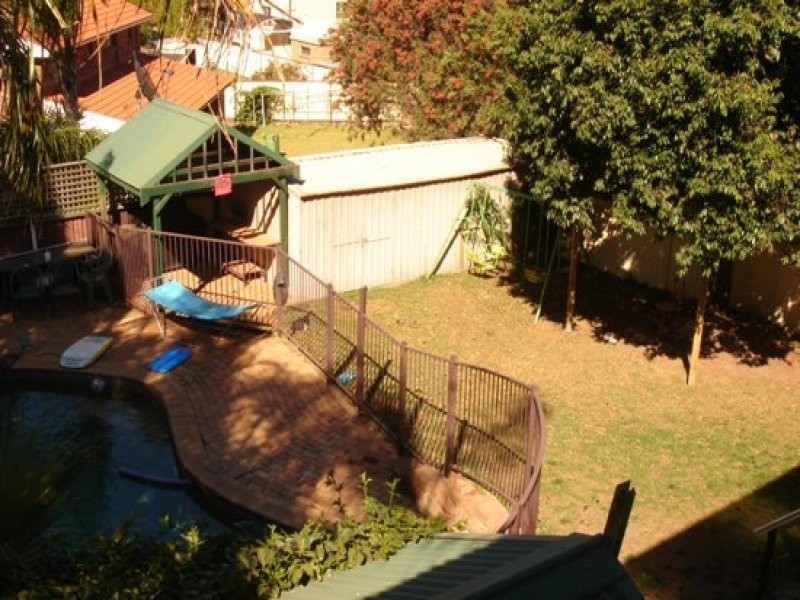 9 Tallowood Crescent, Bossley Park NSW 2176