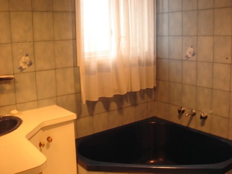 Bossley Park NSW 2176