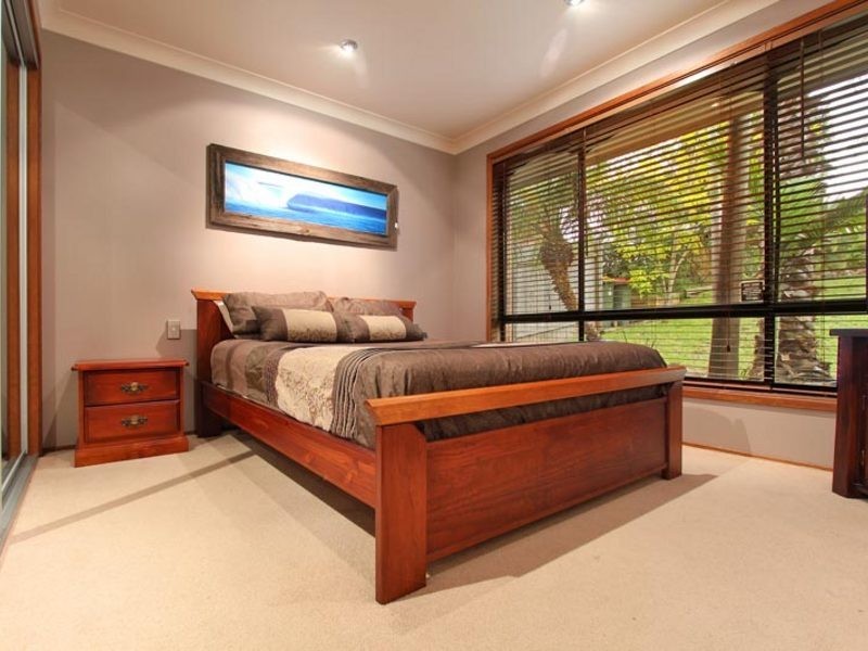 11 Hibiscus Place, Cordeaux Heights NSW 2526