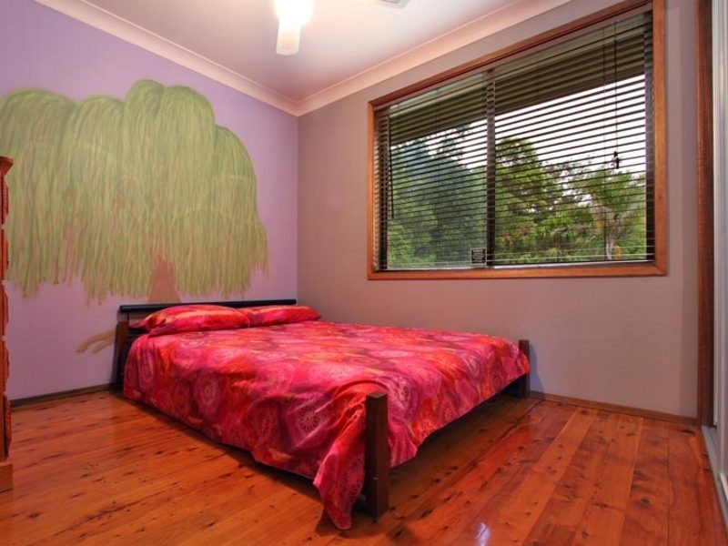 11 Hibiscus Place, Cordeaux Heights NSW 2526