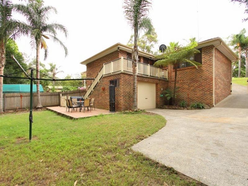 11 Hibiscus Place, Cordeaux Heights NSW 2526