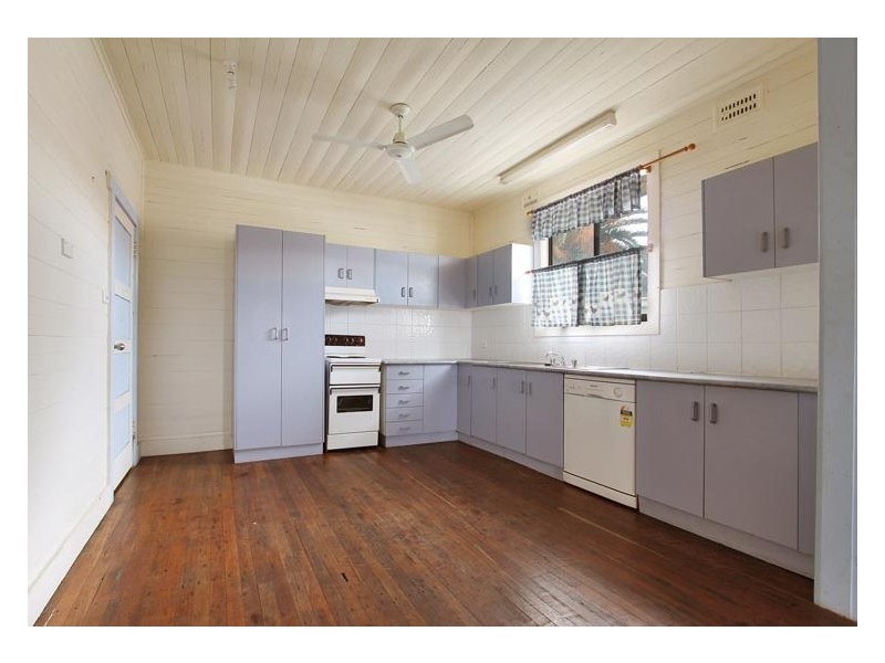 9 Birmingham Street, Cringila NSW 2502