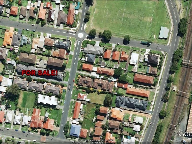 6/8 Mackie Street, Coniston NSW 2500