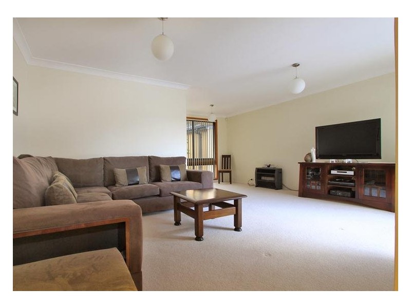 10 Penrose Drive, Dapto NSW 2530