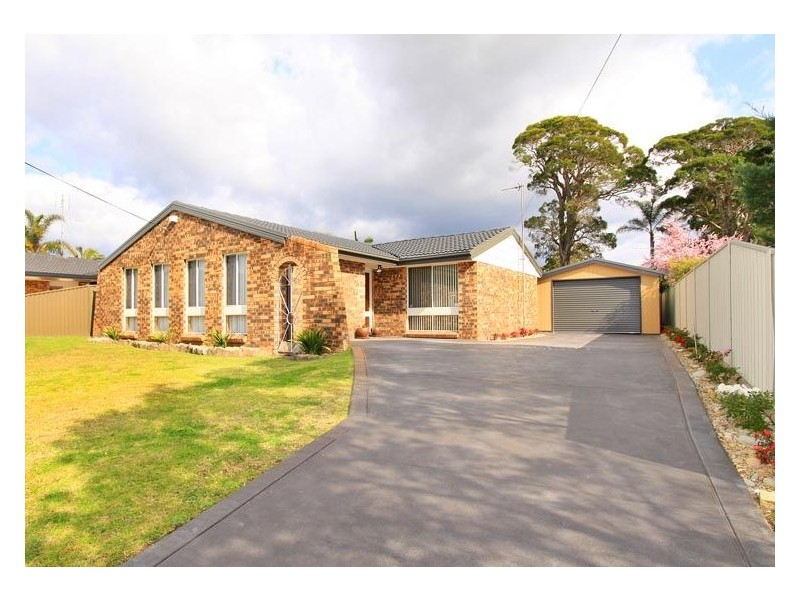 10 Penrose Drive, Dapto NSW 2530