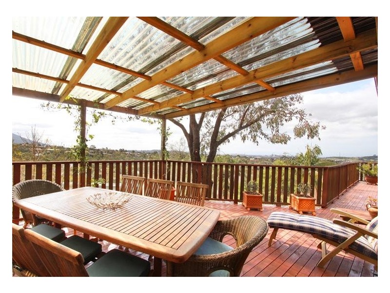 29 Plumwood Crescent, Cordeaux Heights NSW 2526