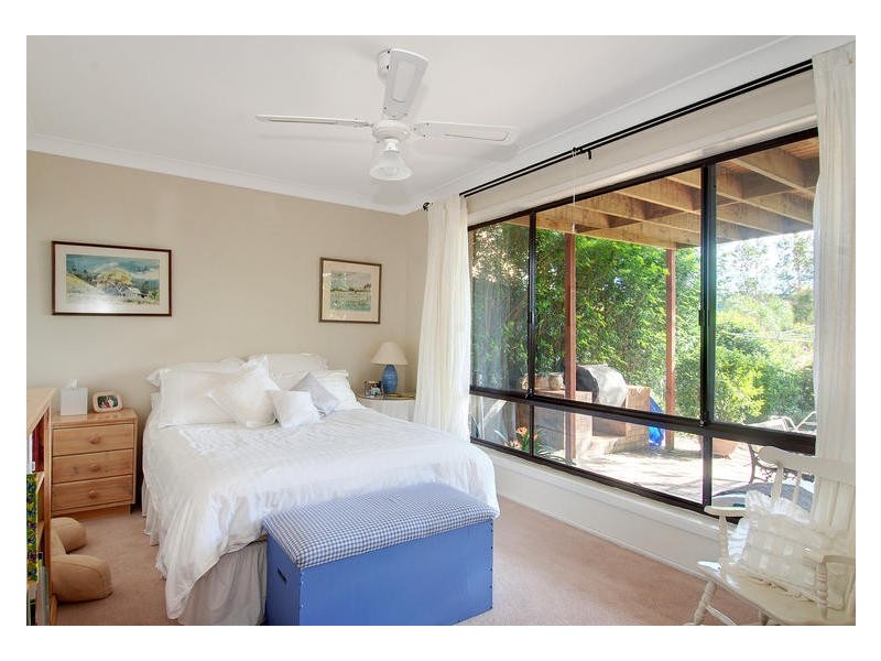 29 Plumwood Crescent, Cordeaux Heights NSW 2526