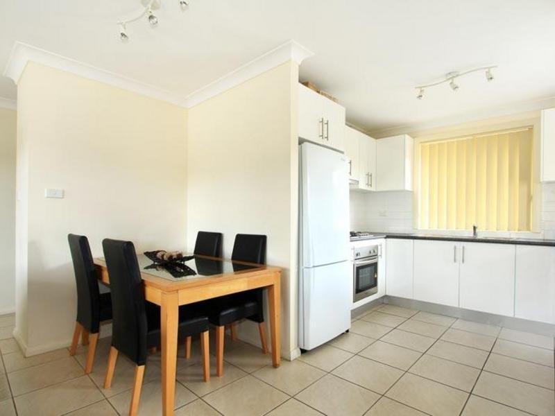 1/5 Dawson Street, Balgownie NSW 2519