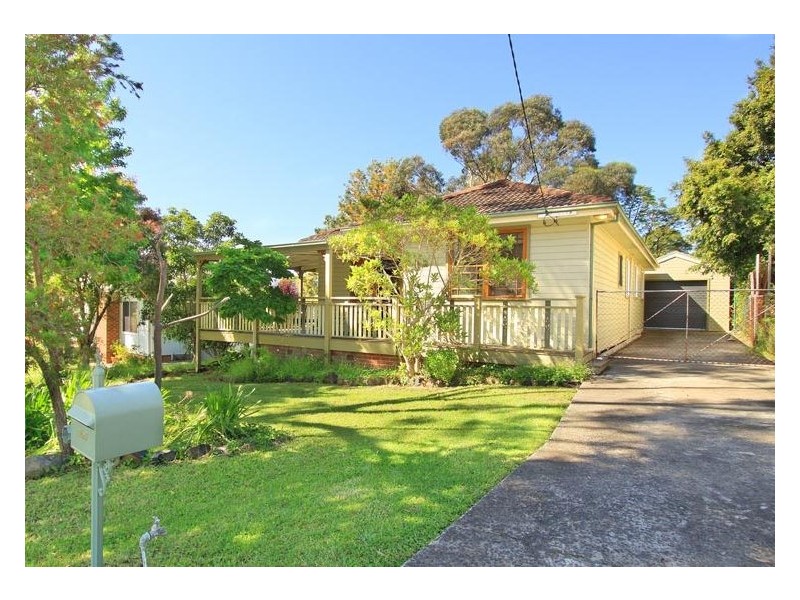 73 Albert Street, Unanderra NSW 2526