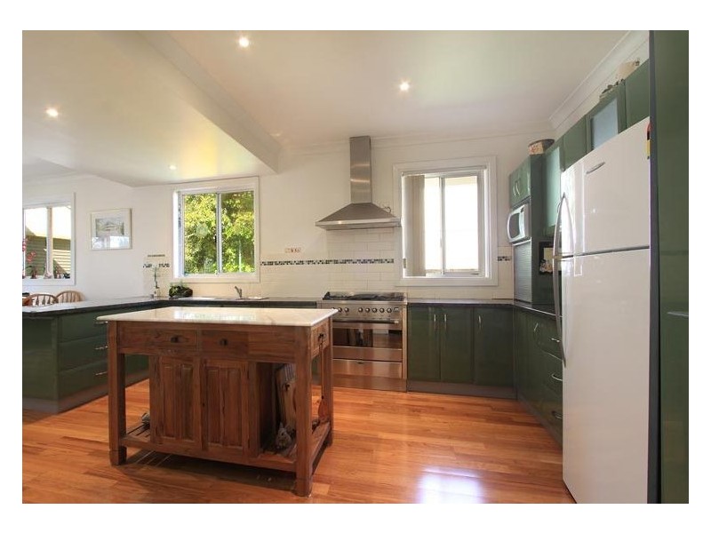 73 Albert Street, Unanderra NSW 2526