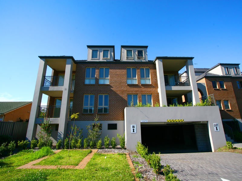 13/5-7 Princes Highway, Figtree NSW 2525