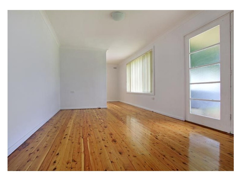295 Northcliffe Drive, Berkeley NSW 2506