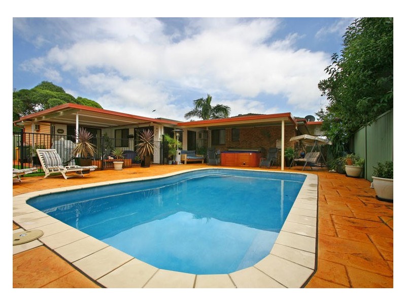 7 Stringybark Place, Albion Park Rail NSW 2527