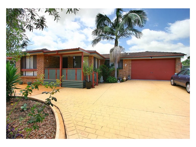 7 Stringybark Place, Albion Park Rail NSW 2527
