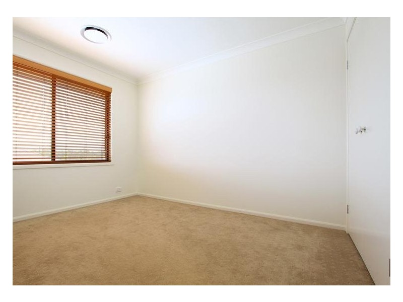 5 Waterview Ave, Haywards Bay NSW 2530