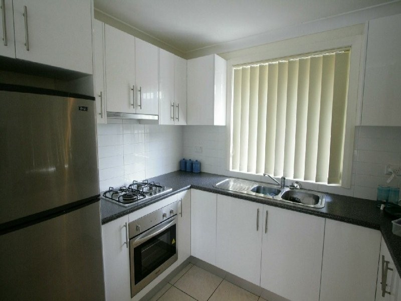 1/5 Dawson Street, Balgownie NSW 2519