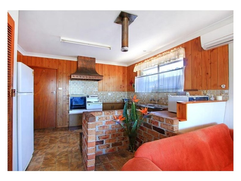 21 Loch view Ave, Farmborough Heights NSW 2526