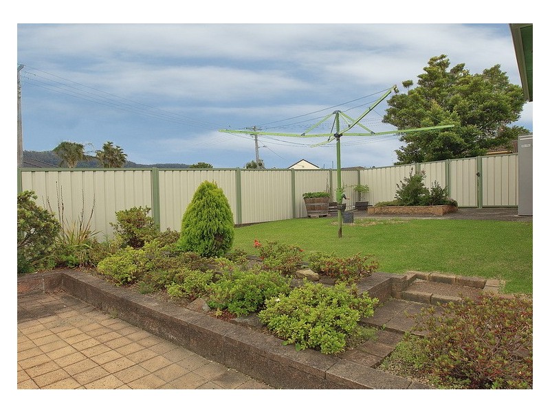 7 Mountbatten Ave, Corrimal NSW 2518