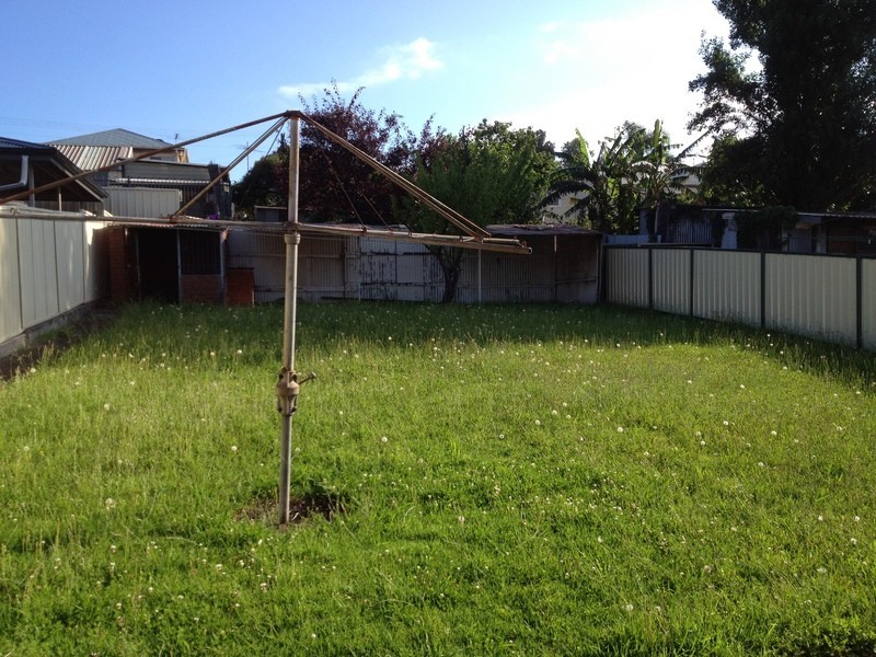 13 Cringila Street, Cringila NSW 2502