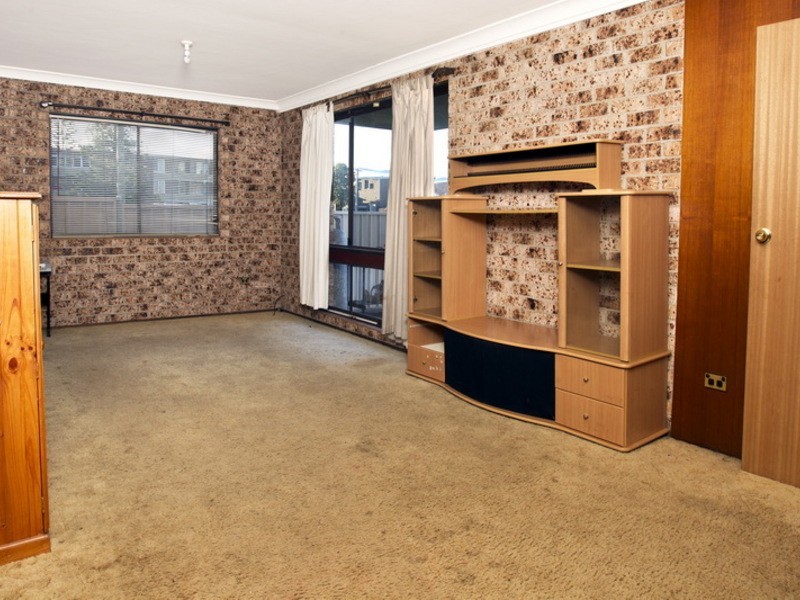 5  Kembla Street, Port Kembla NSW 2505