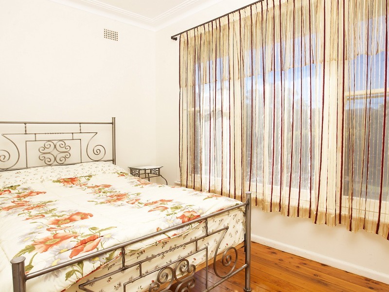 1 Banool Street, Keiraville NSW 2500