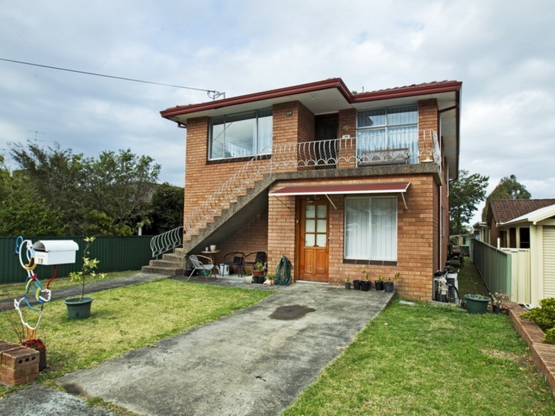 19 Wilford Street, Corrimal NSW 2518