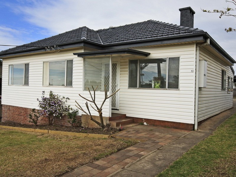 12 Bland Street, Port Kembla NSW 2505