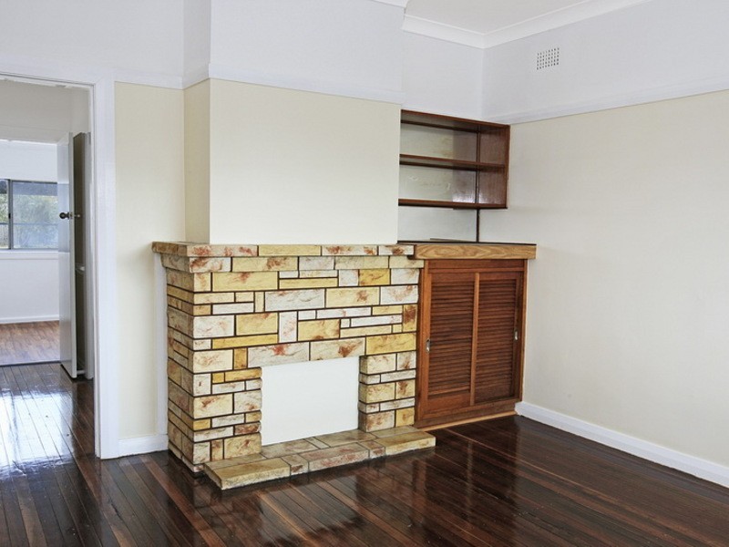 12 Bland Street, Port Kembla NSW 2505