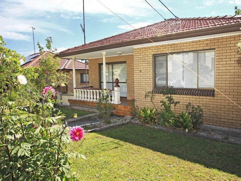 1/9 Bent Street, Warrawong NSW 2502