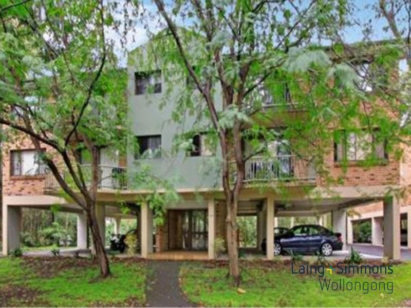 17/2-4 Hindmarsh Avenue, North Wollongong NSW 2500