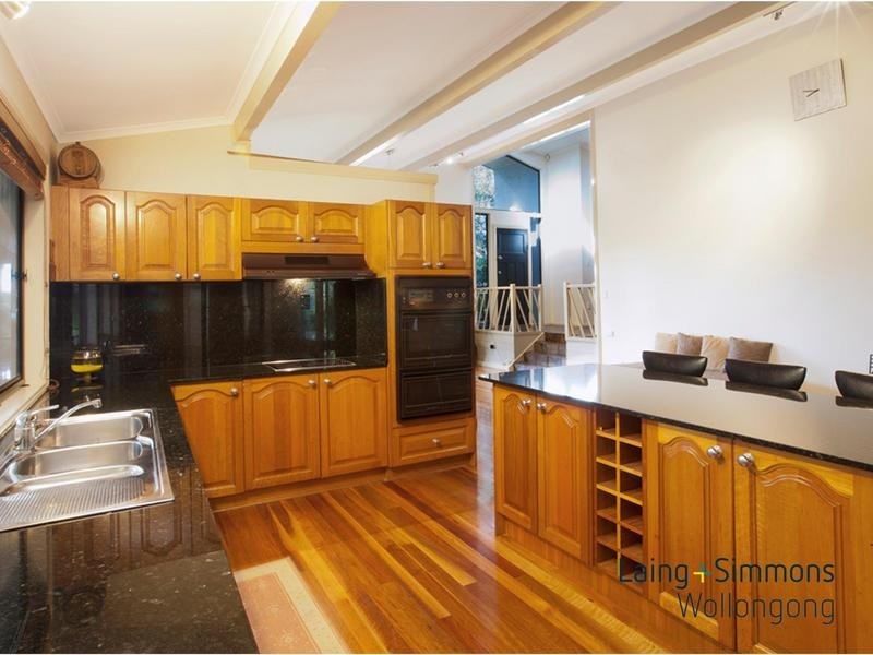 3 Tamarind Drive, Cordeaux Heights NSW 2526