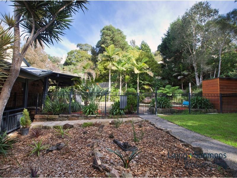 3 Tamarind Drive, Cordeaux Heights NSW 2526