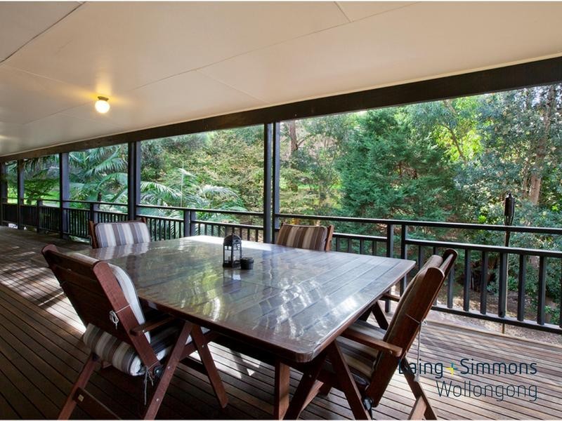 3 Tamarind Drive, Cordeaux Heights NSW 2526