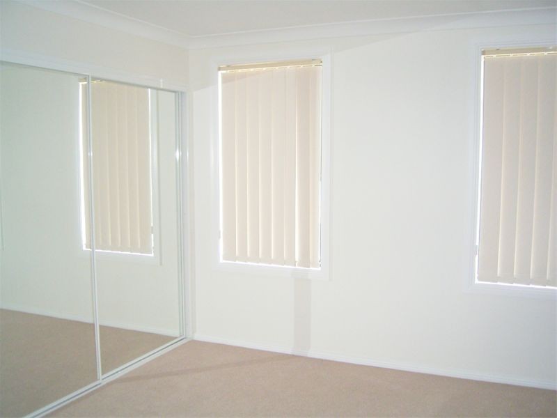 3/8 Mackie Street, Coniston NSW 2500