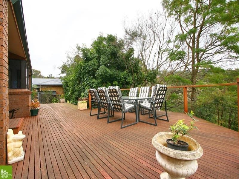 25 Kooranga Crescent, Cordeaux Heights NSW 2526