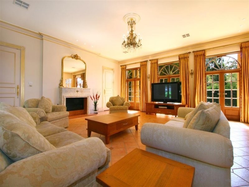 64 Wellington Drive, Balgownie NSW 2519