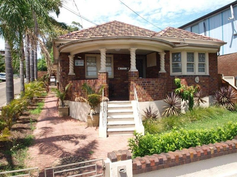 30 Burlington Ave, Earlwood NSW 2206