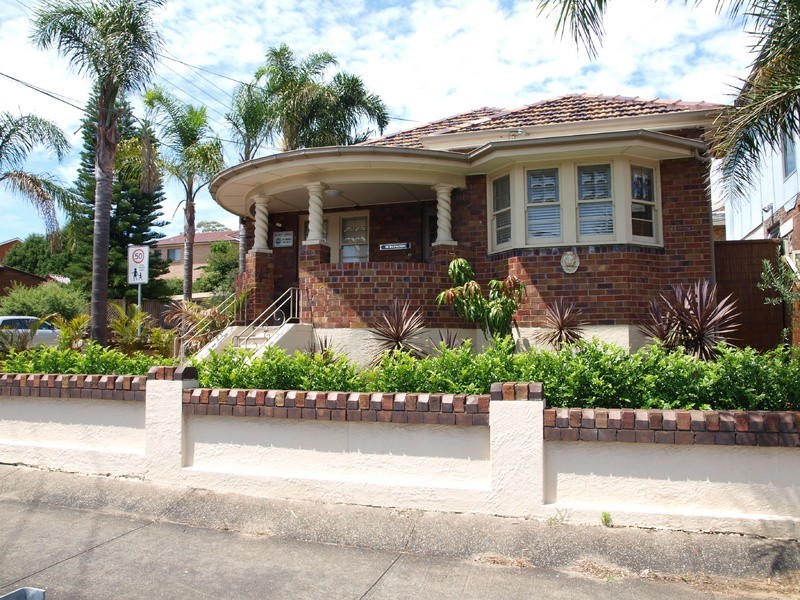 30 Burlington Ave, Earlwood NSW 2206